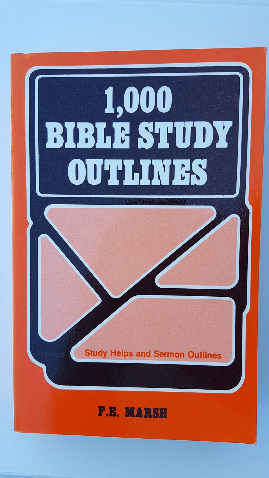 1,000 Bible Study Outlines: Study Helps and Sermon Outlines
