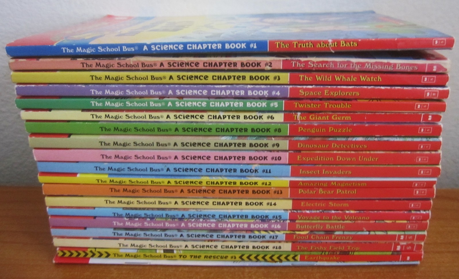 LOT OF 19 MAGIC SCHOOL BUS SCIENCE CHAPTER BOOKS AGES 6-9