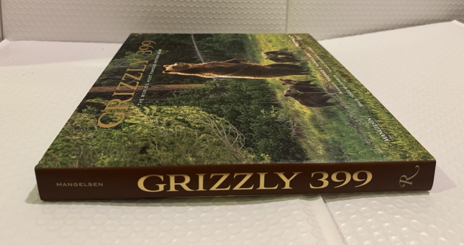 Grizzly 399: World’s Most Famous Mother Bear, The by Thomas D. Mangelsen HC .