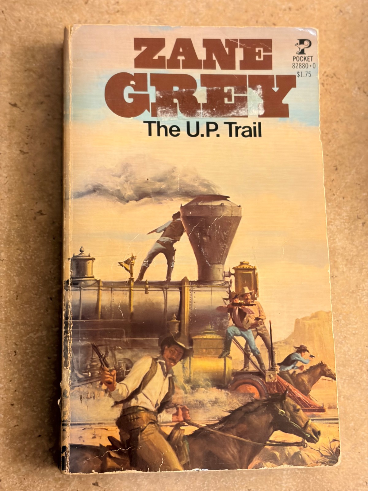 Lot of 17 Western Action Books ~ Johnstone + Zane Grey + L’Amoure + Max Brand ++