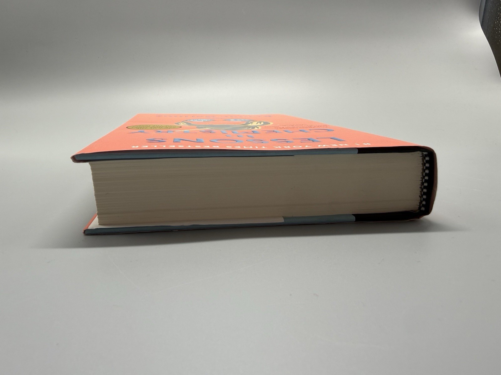 Bonnie Garmus Lessons in Chemistry Hardcover Novel, Fiction Contemporary Women