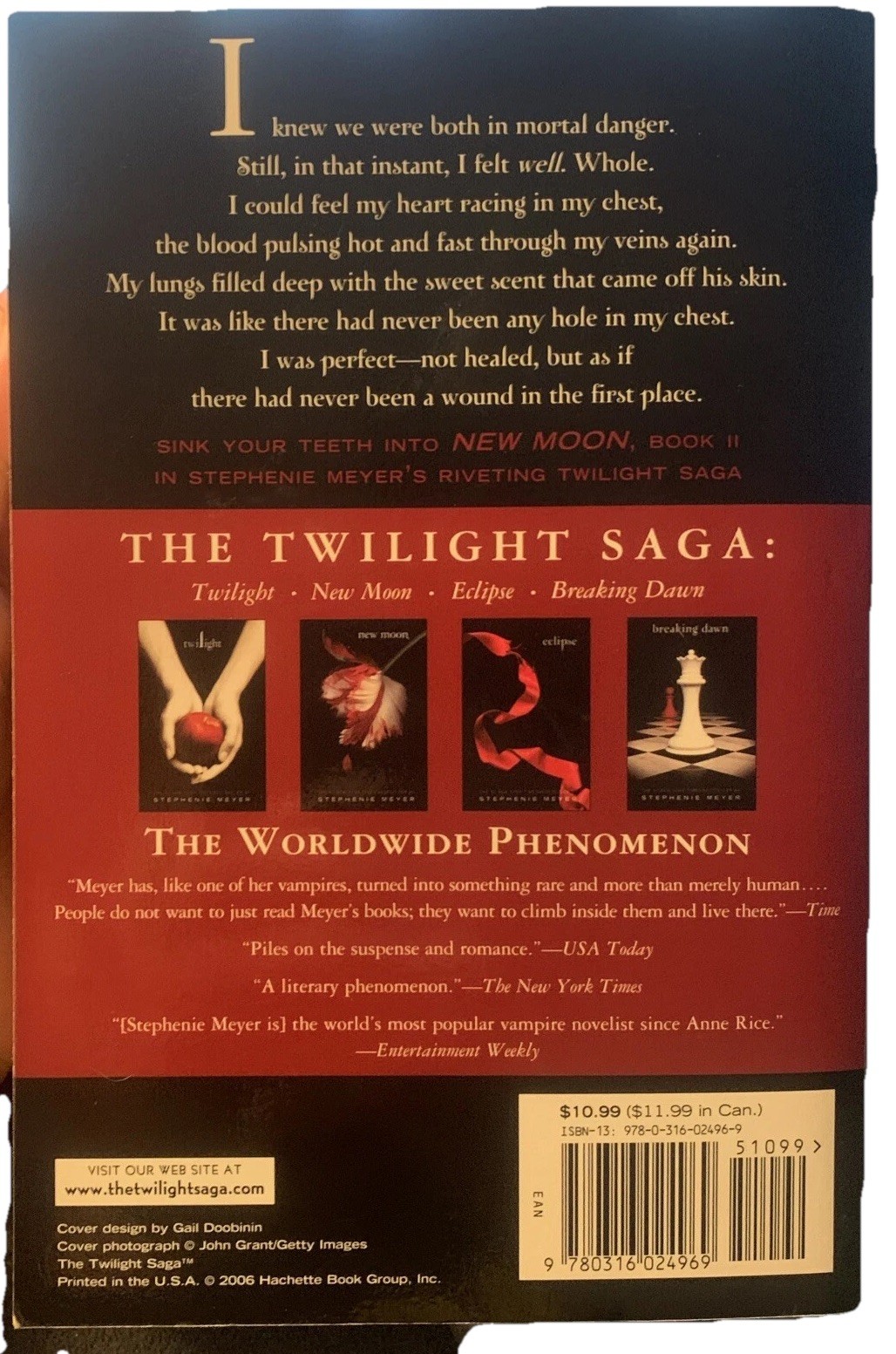 The Twilight Saga Ser.: New Moon by Stephenie Meyer (2008, Trade Paperback)