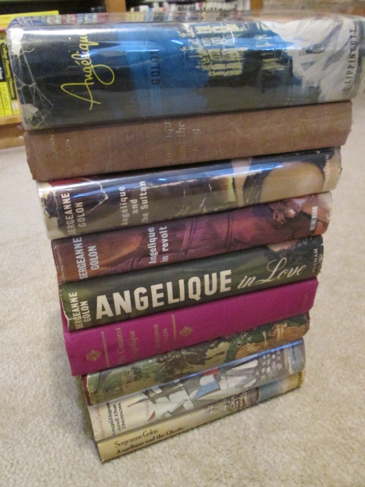 Angelique By Sergeanne Golon Vintage Romance Series *RARE* Of 9 HC, COMPLETE SET