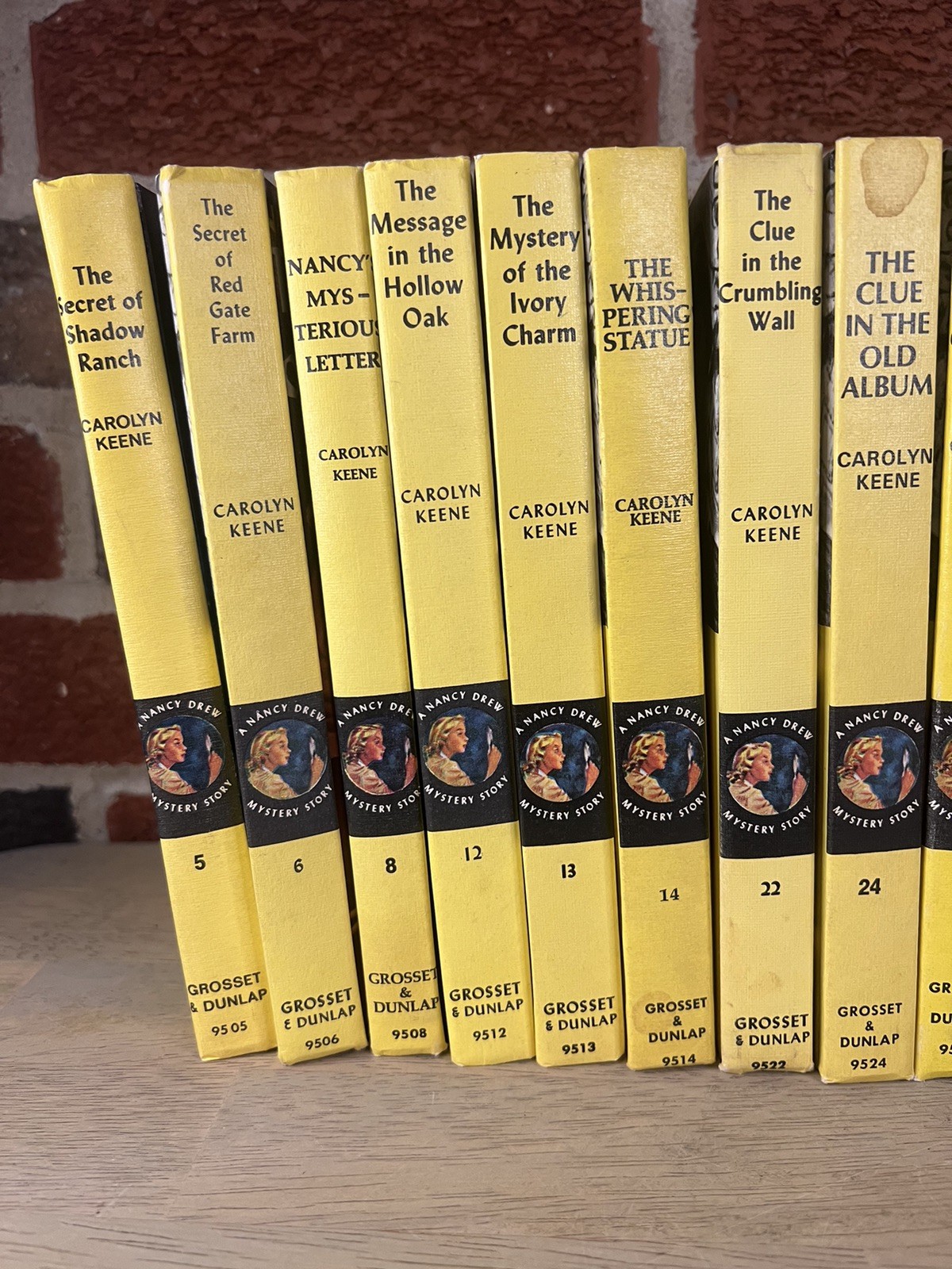 Lot of 25 Vintage Carolyn Keene Nancy Drew Hardcovers 1960s.