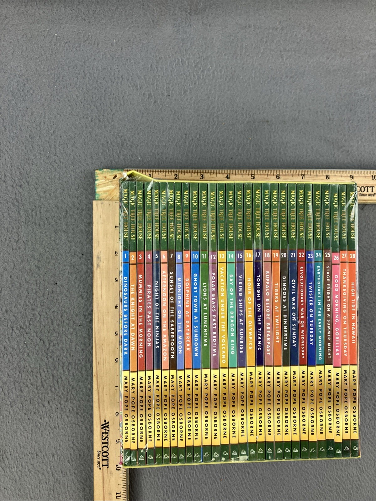 Magic Tree House Books 1-31 Boxed Set by Mary Pope Osborne Bonus Sealed