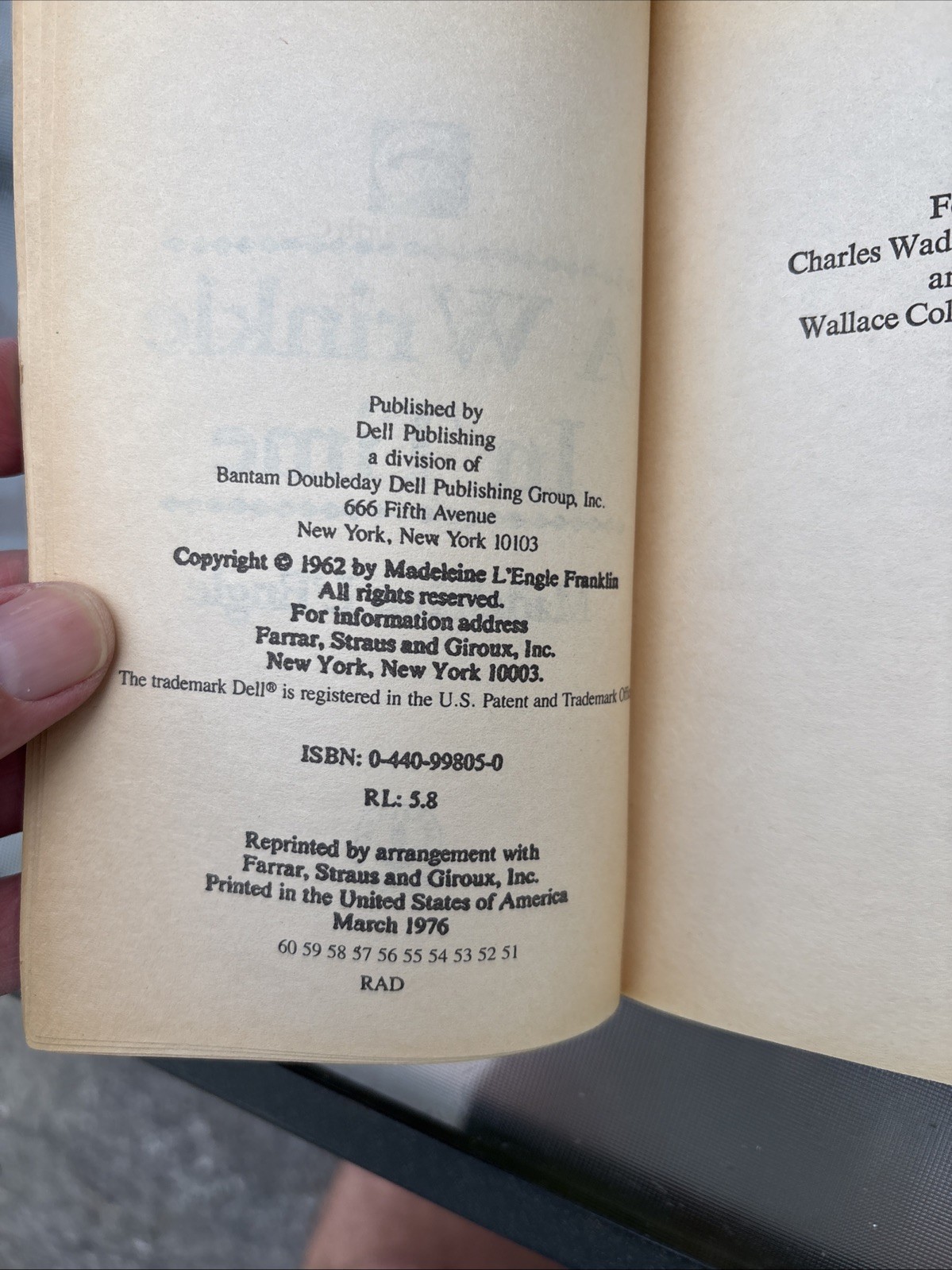 A Wrinkle in Time by Madeleine L’Engle 1976 vintage paperback Stranger Things