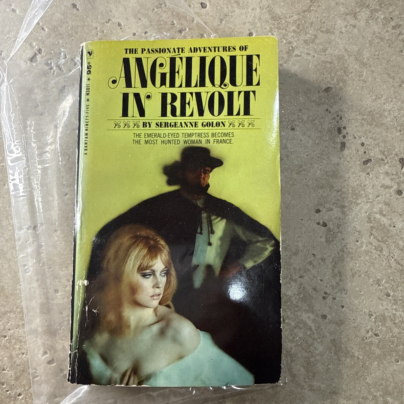 Sergeanne Golon Angelique In Revolt Paperback Book 1966 #4