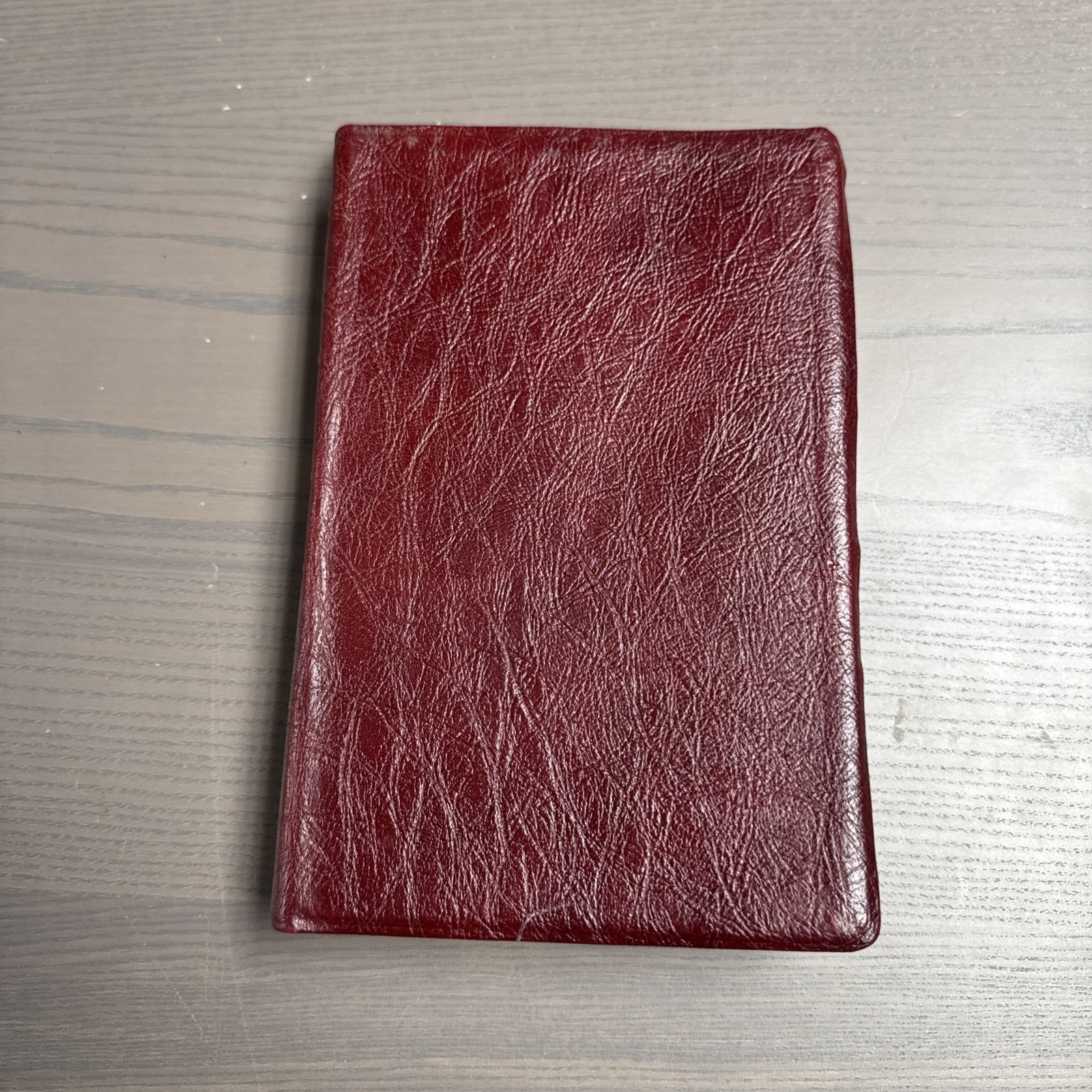 The New Open Bible NAS Study Edition Genuine Leather Burgundy 1976BG