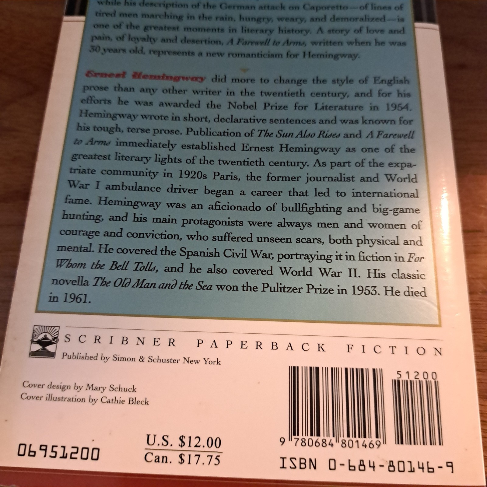 Ernest Hemingway A Farewell to Arms Paperback Used
