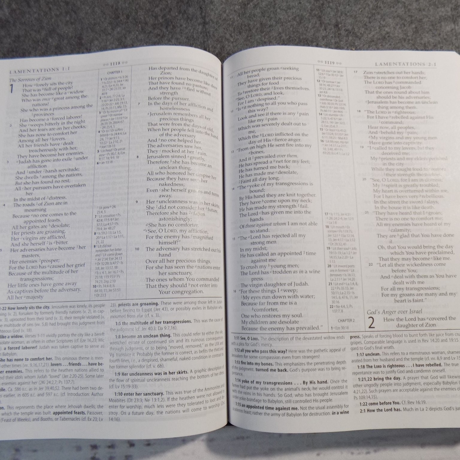 MacArthur Study Bible NASB John MacArthur 2006 Updated Edition Thomas Nelson