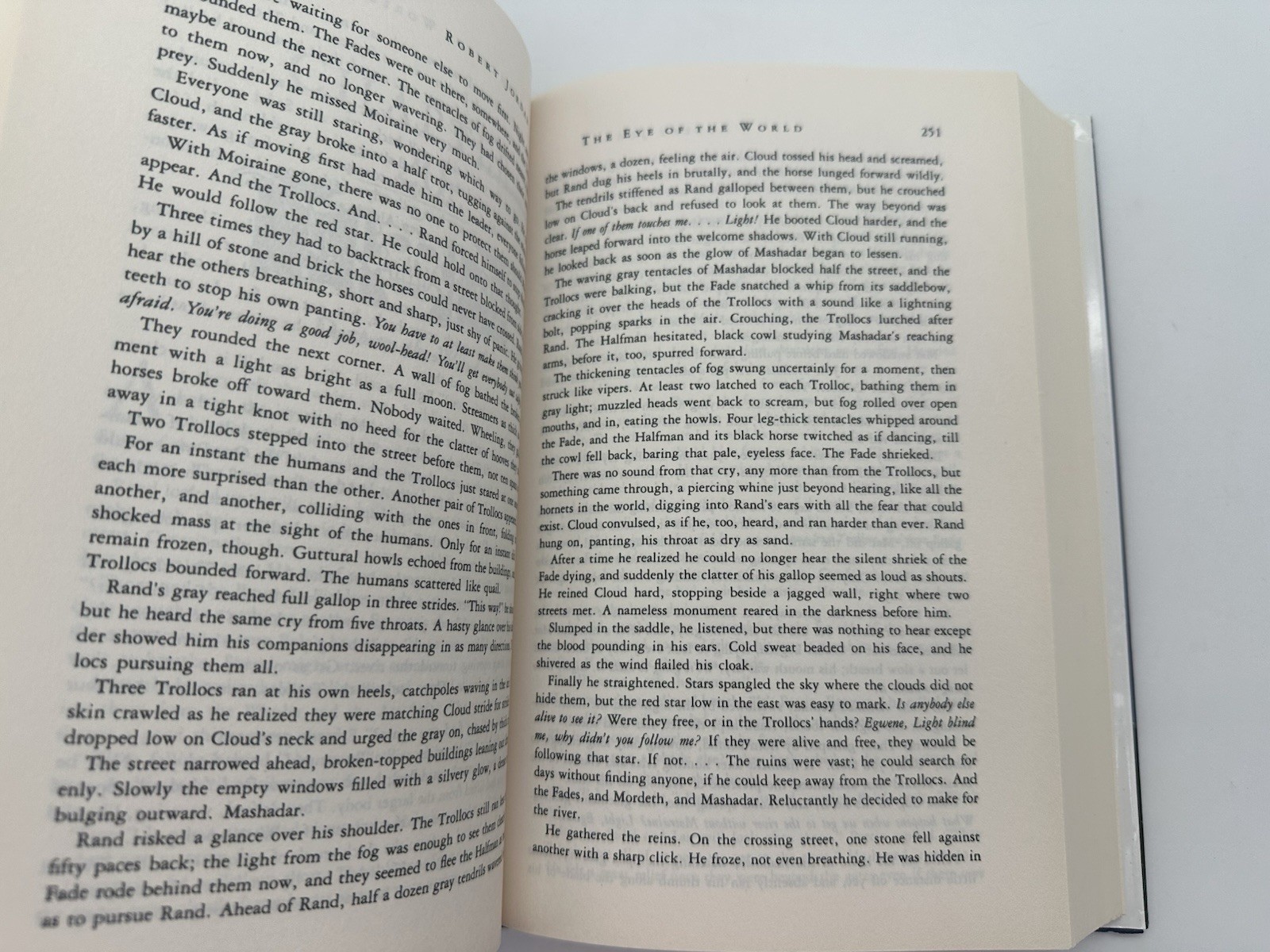 The Eye of the World by Robert Jordan (1990) – 1st E Early Print – Wheel Of Time