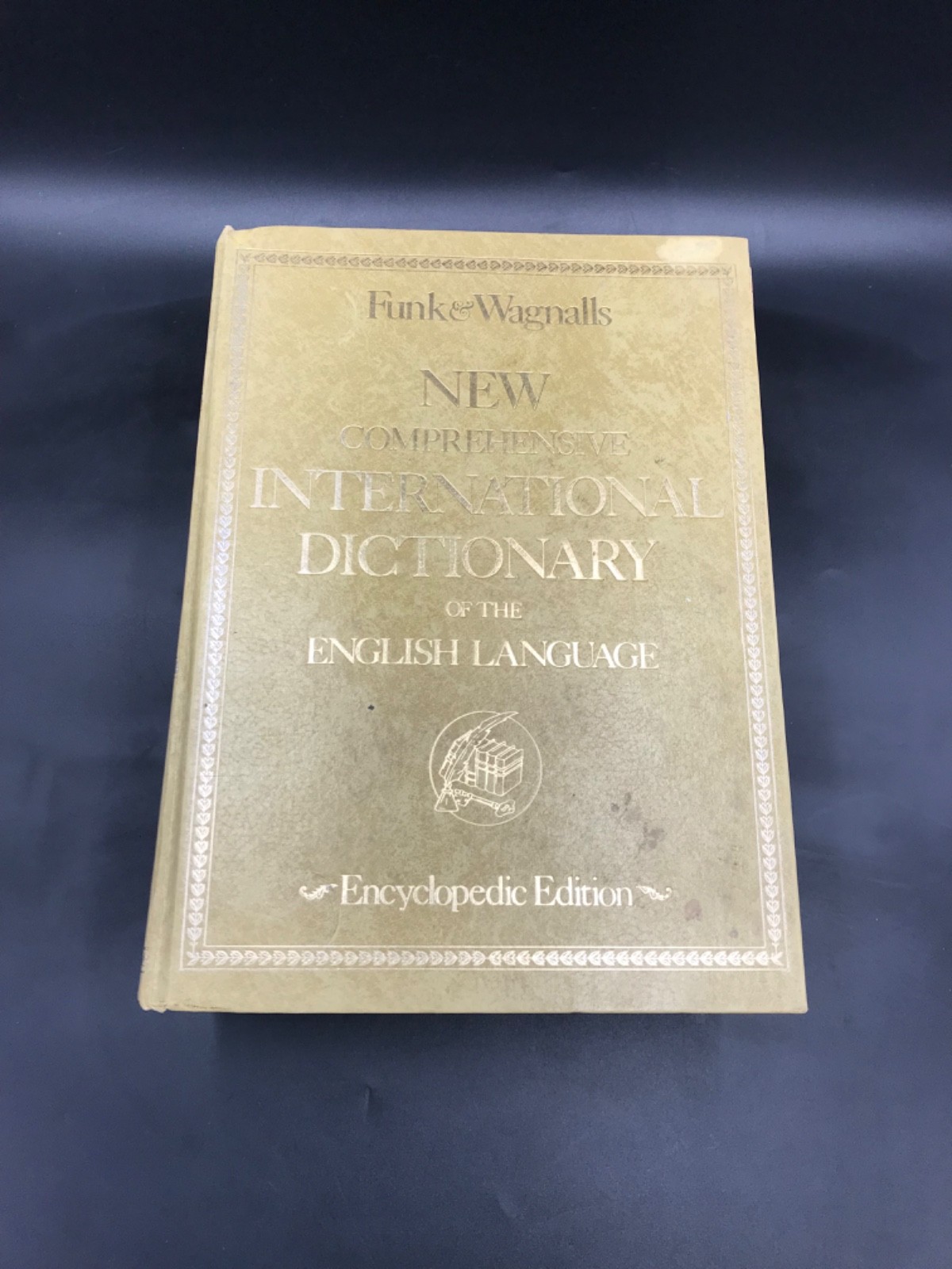 Funk & Wagnalls New Comprehensive International Dictionary of The English Lang.