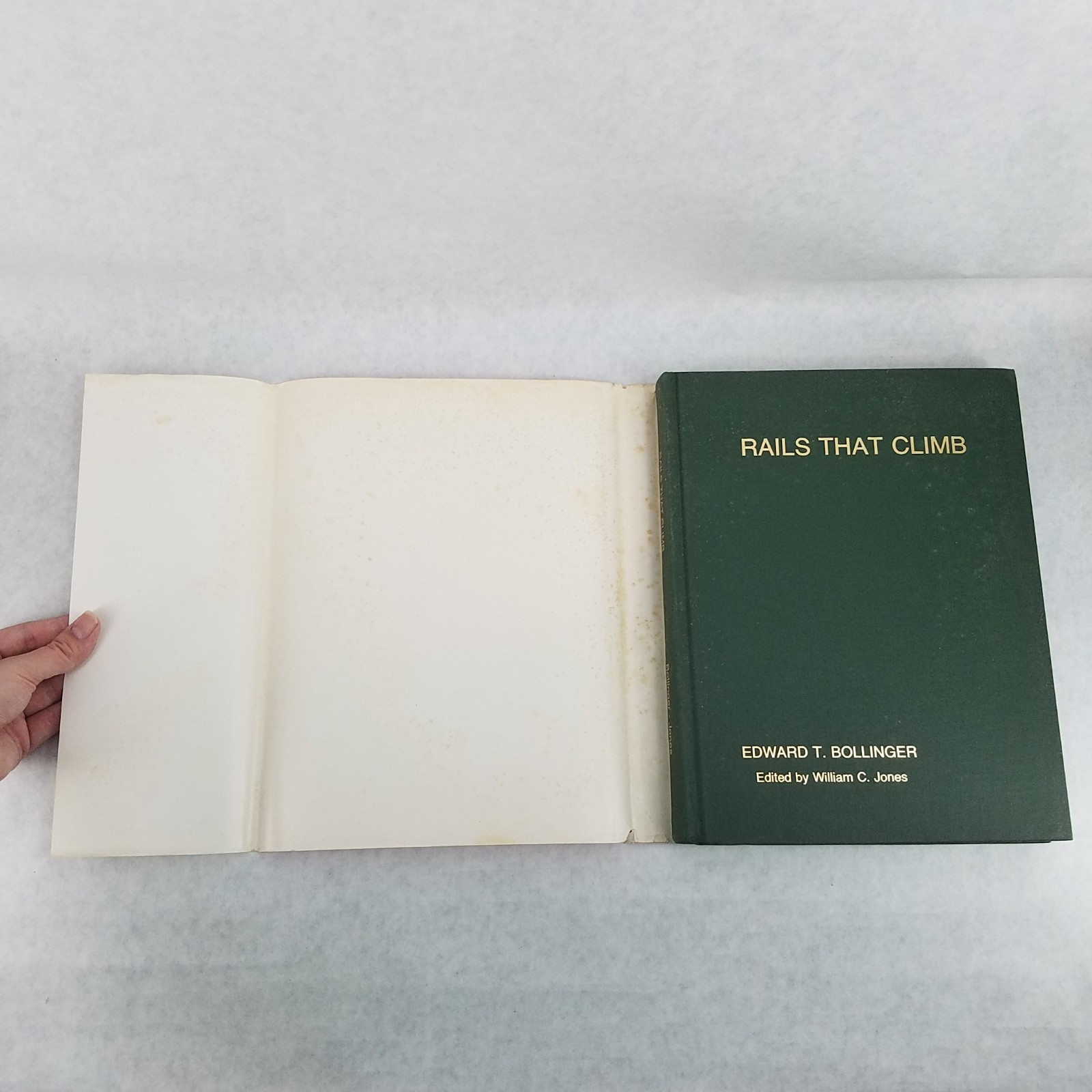 Rails That Climb: Narrative History of the Moffat Road w/ Foldout Map & Inserts