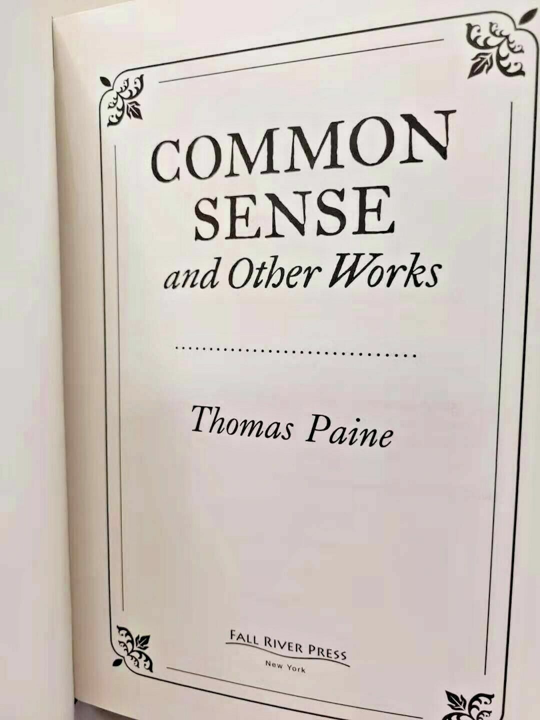 COMMON SENSE and THE FEDERALIST PAPERS ~ Set of 2 Faux Leather Books BRAND NEW ~