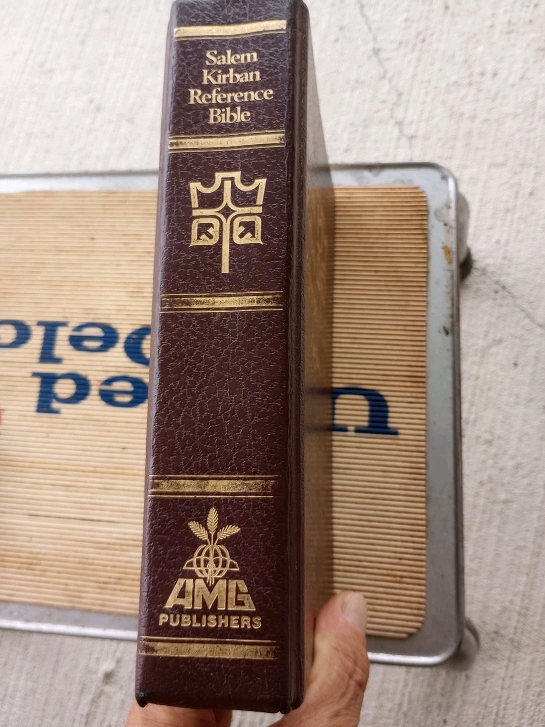 Salem Kirban Reference Bible King James Version AMG 4th Printing 1985 ACCEPTABLE