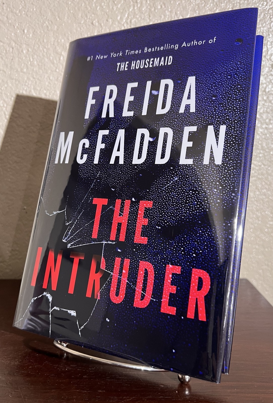 THE INTRUDER by Freida McFadden (2025, Hardcover) 1st/2nd – Sprayed Edges Deluxe