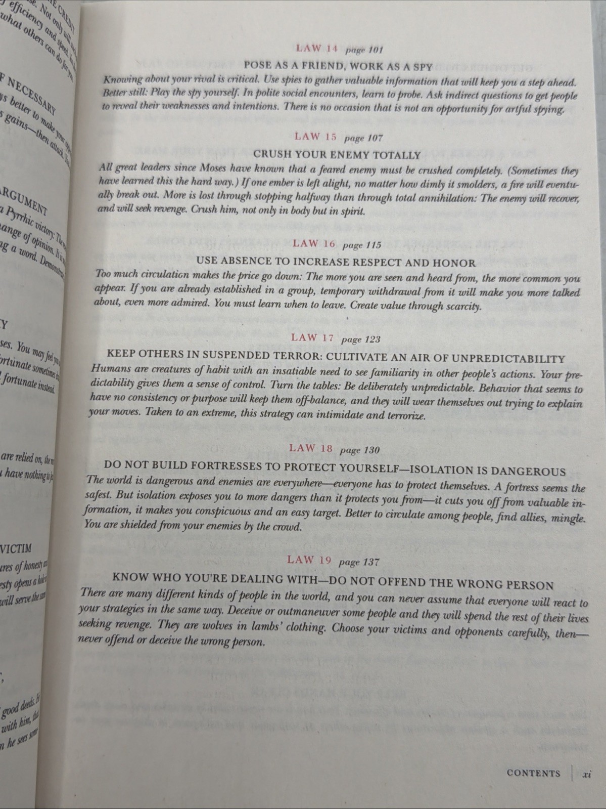 The 48 Laws of Power (The Robert Greene Collection) – Paperback – GOOD CUSTOM