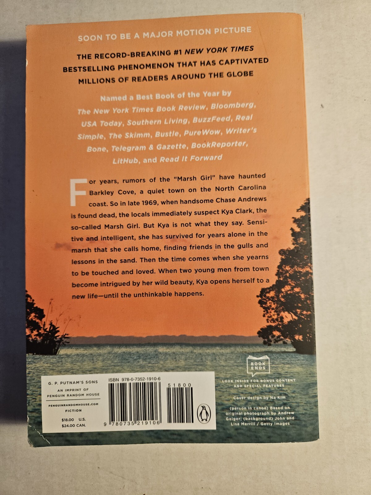Where the Crawdads Sing – Paperback By Owens, Delia – VERY GOOD