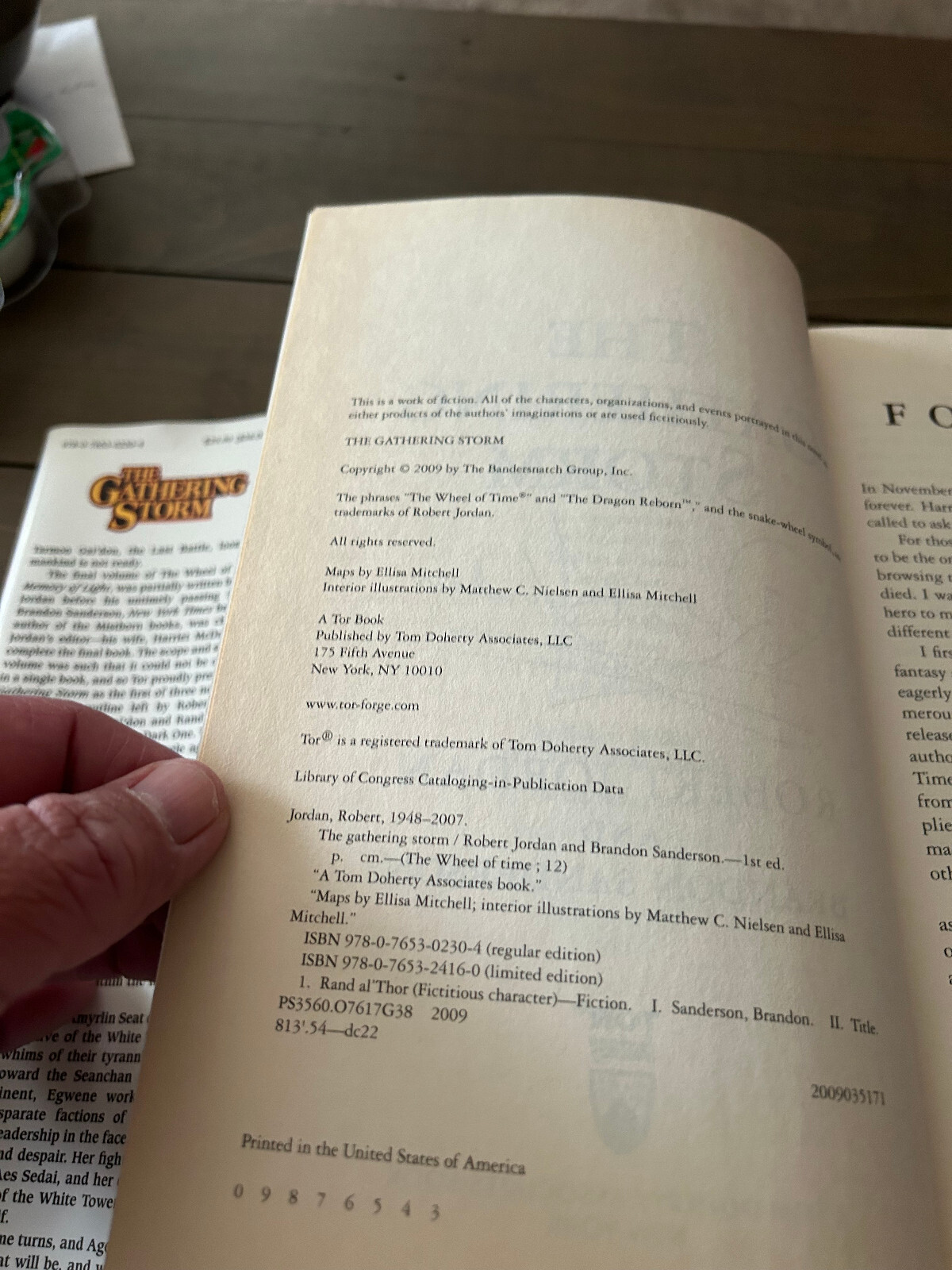 Wheel of Time Ser.: The Gathering Storm : Book Twelve of the Wheel of Time by…