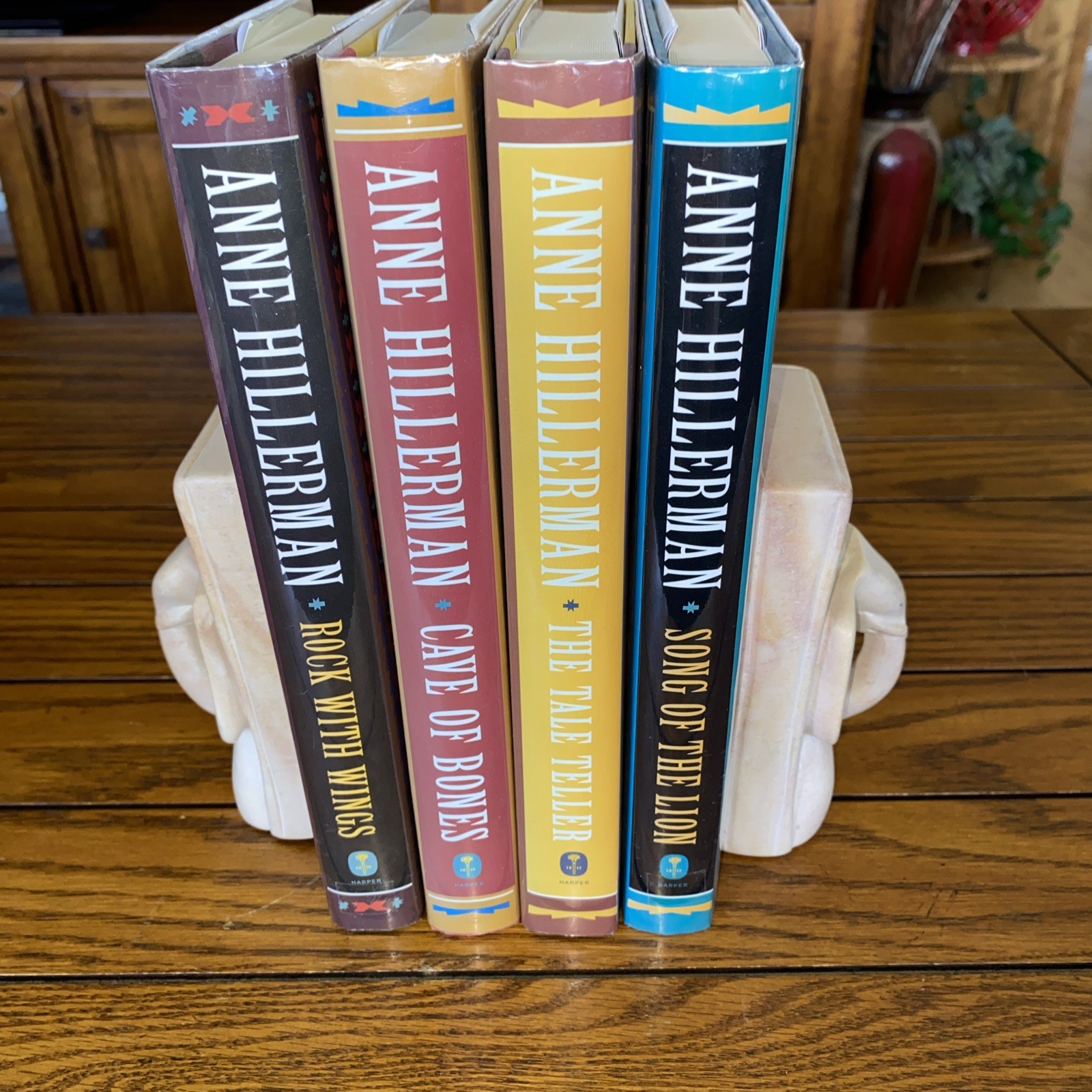 *SIGNED* 1st Edition/Print ANNE HILLERMAN Leaphorn Chee HCDJ Lot Of 4- LIKE NEW
