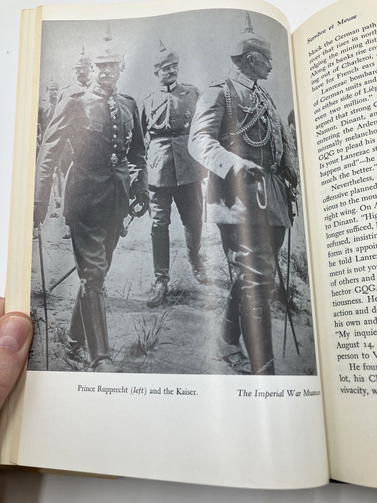 The Guns of August Barbara W. Tuchman Vintage 1979 World War 1 Hardcover DJ