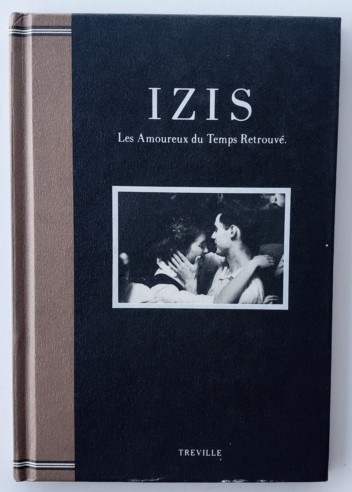 Les Amoureux – Japanese Bk Izis Photos
