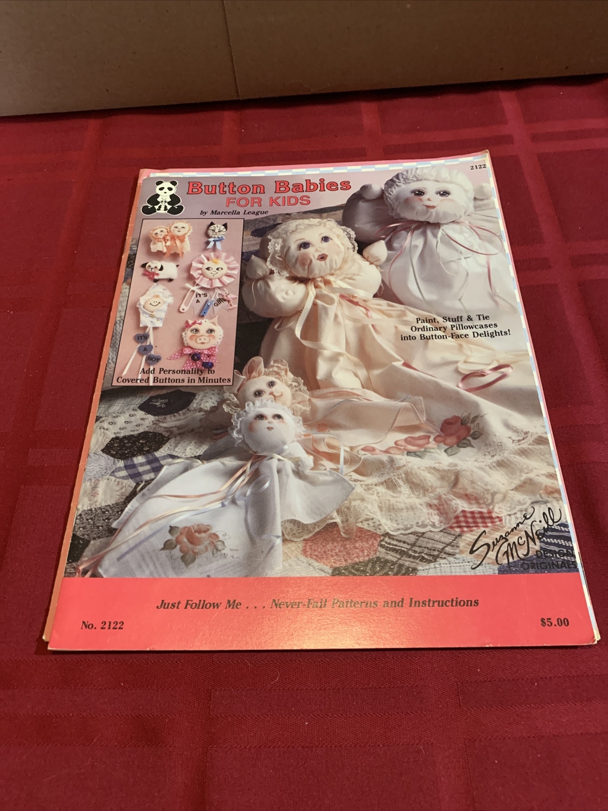 Lot of (8) Miscellaneous Craft and Pattern Books