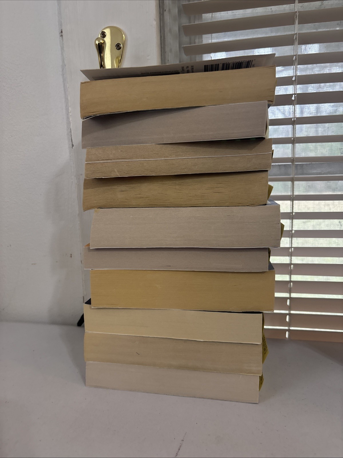 Lot of 10 Romantic Suspense – Mixed Authors – Mass Paperbacks FREE SHIPPING