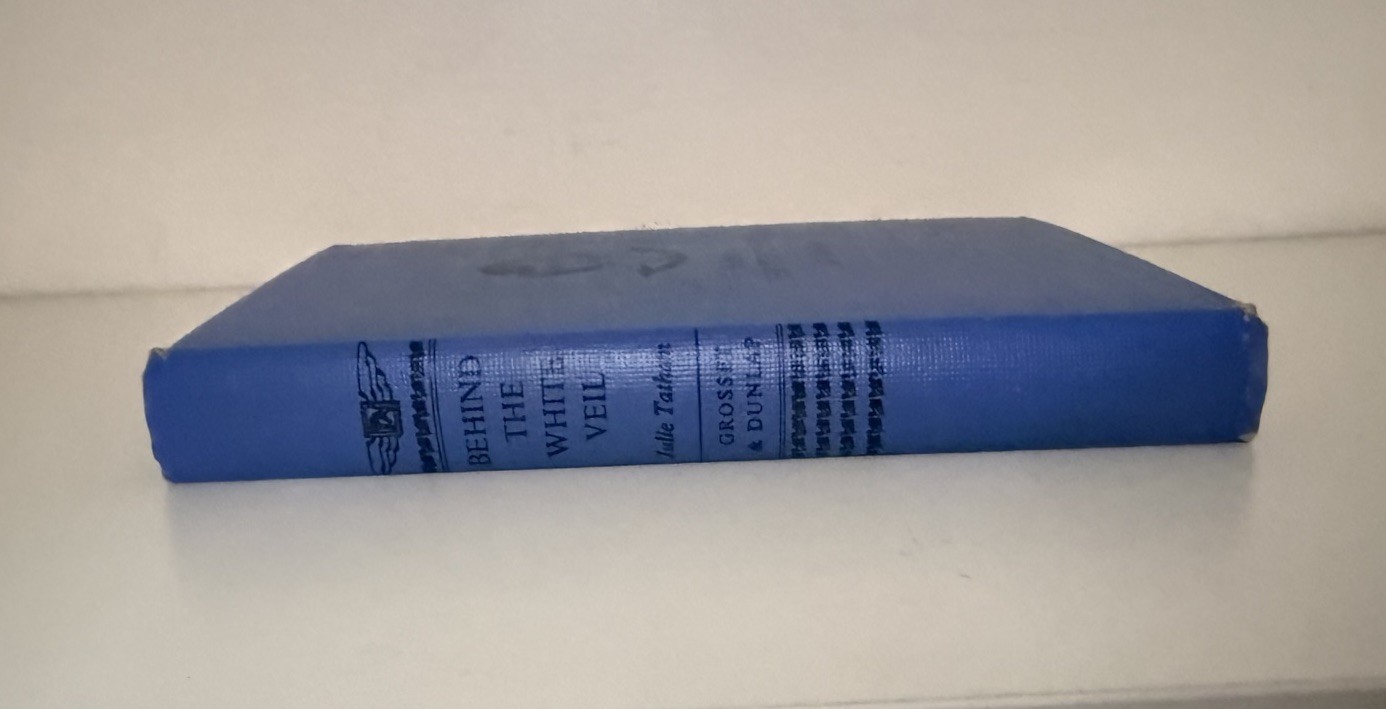Vicki Barr Flight Stewardess #6 Behind the White Veil Julie Tatham 1951 HC Book