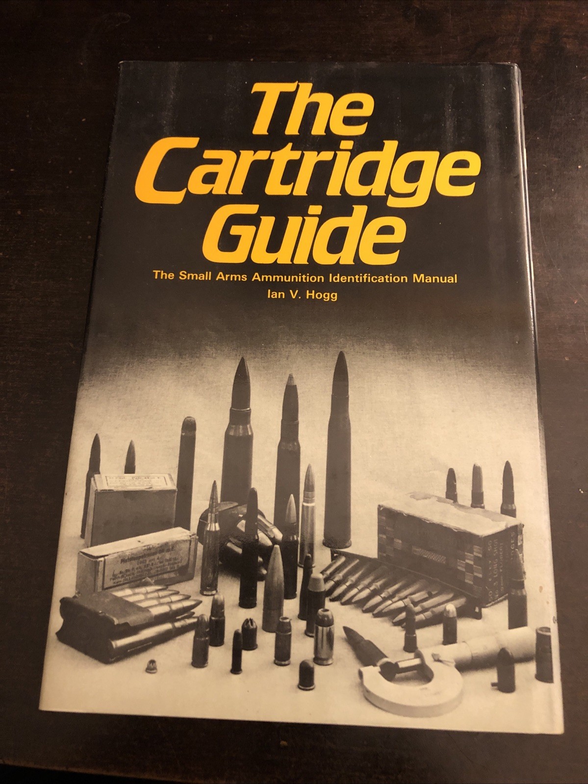 Cartridge Guide by Ian V. Hogg (1982, Hardcover)