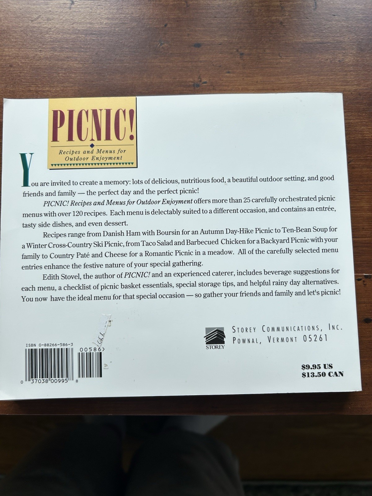 PICNIC RECIPES & MENUS FOR OUTDOOR ENJOYMENT 176 Pages