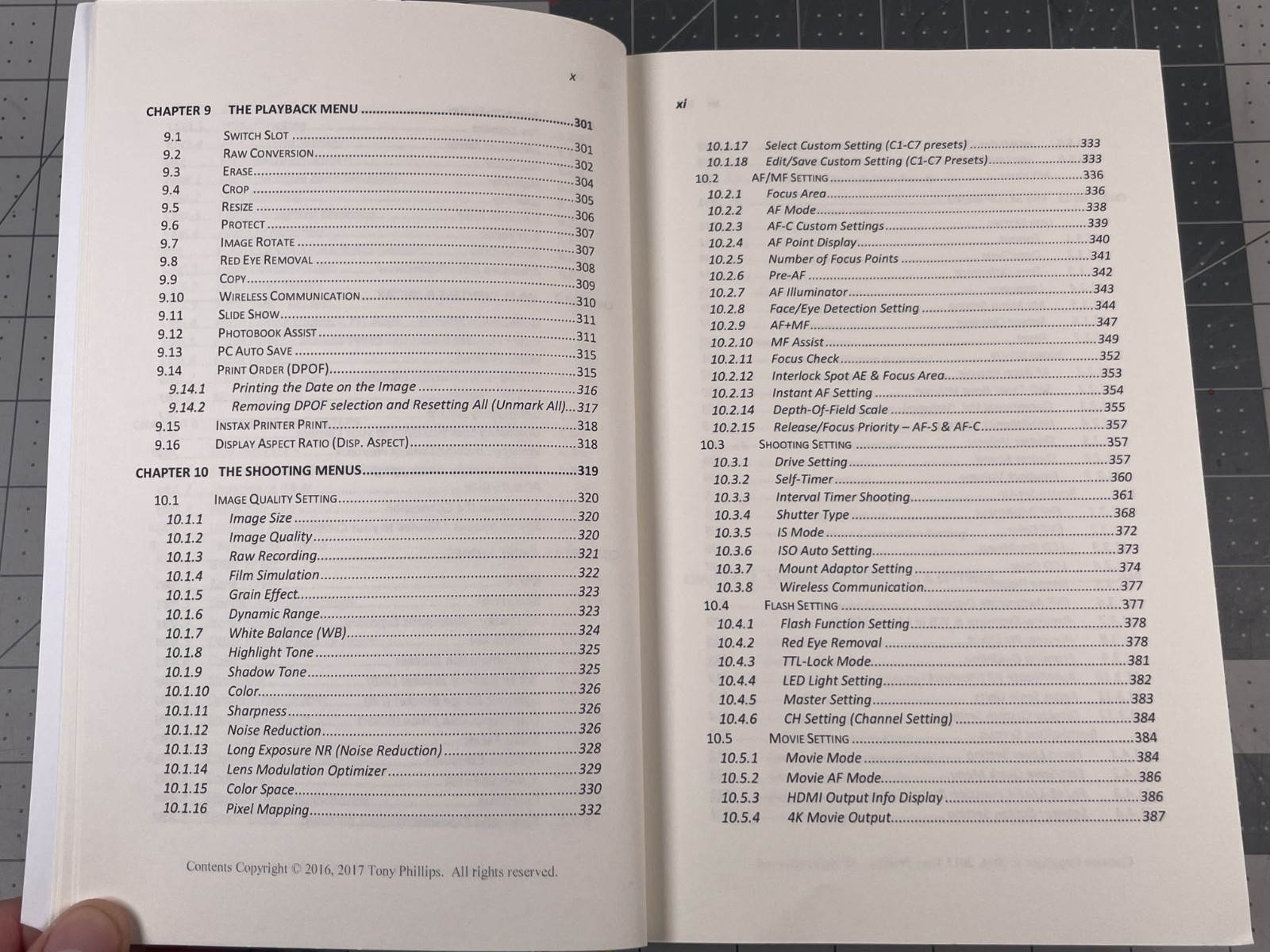 The Complete Guide to Fujifilm’s X-T2 Tony Phillips Version 1.2 Book