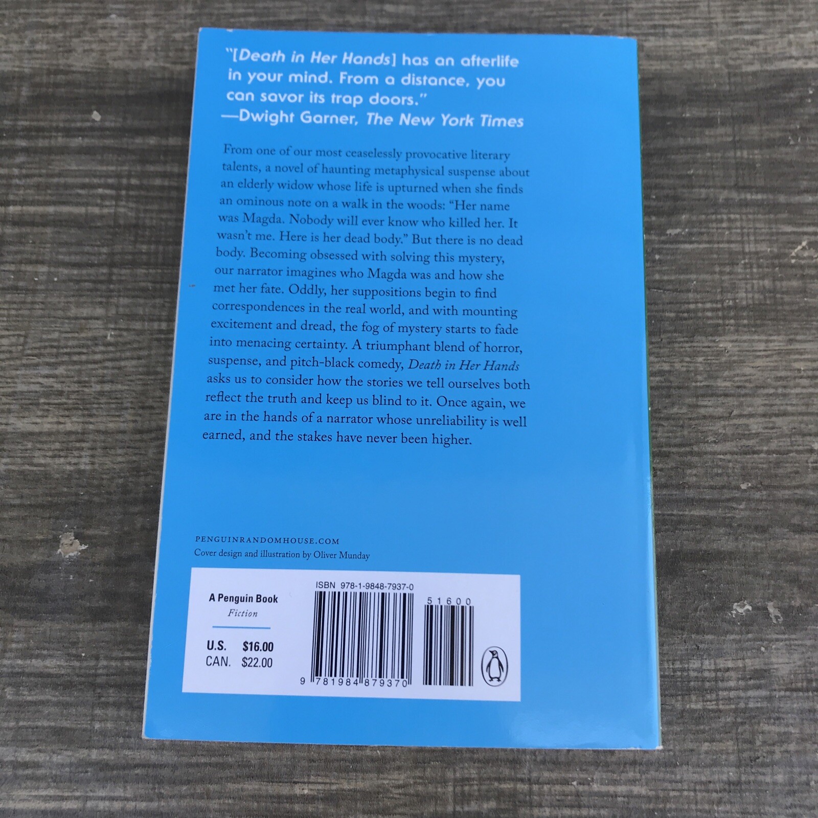 Death in Her Hands: A Novel Paperback By Moshfegh, Ottessa TPB