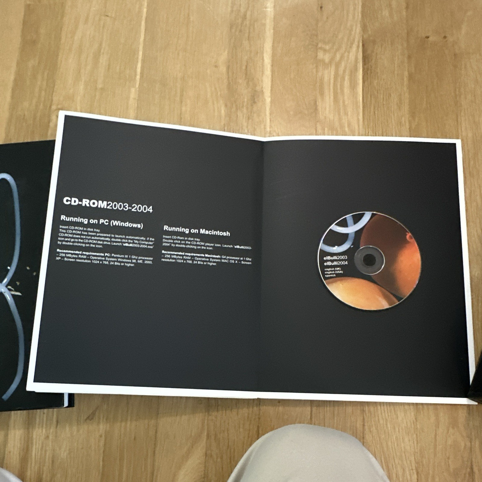 Ferran Adrià elBulli 2003-2004 Updating Evolutionary Analysis HC + CD-ROM