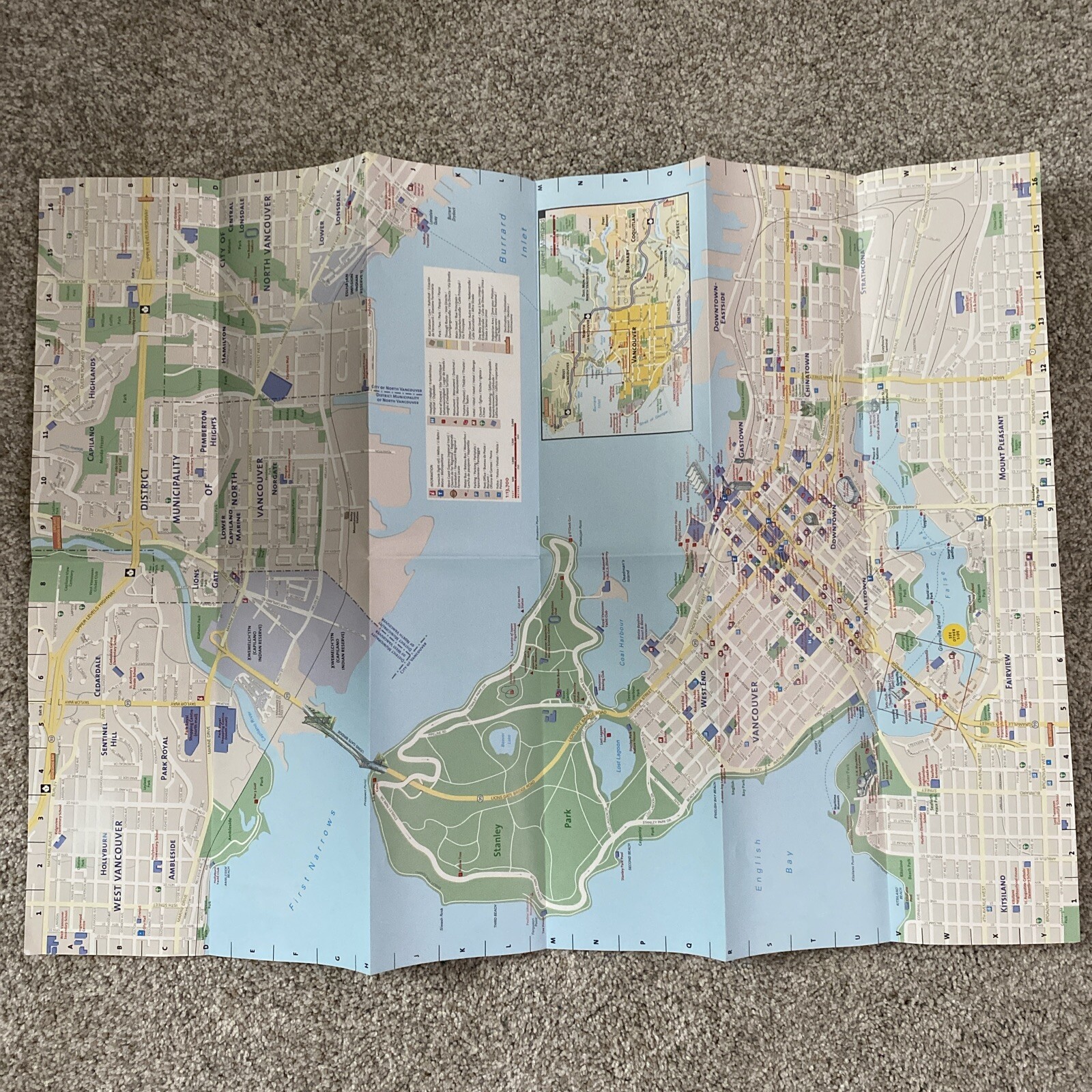 Vancouver by National Geographic Maps Staff (2018, Sheet Map, Folded)