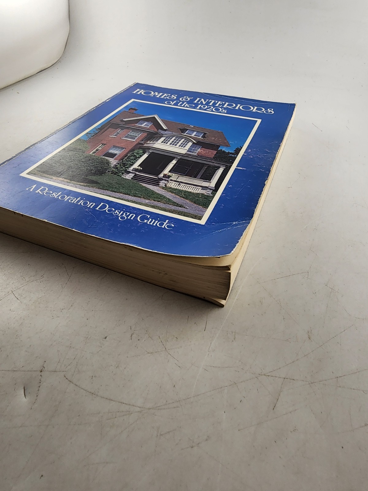 Homes and Interiors Of The 1920’s A Restoration Design Guide 1987 Paperback Vtg