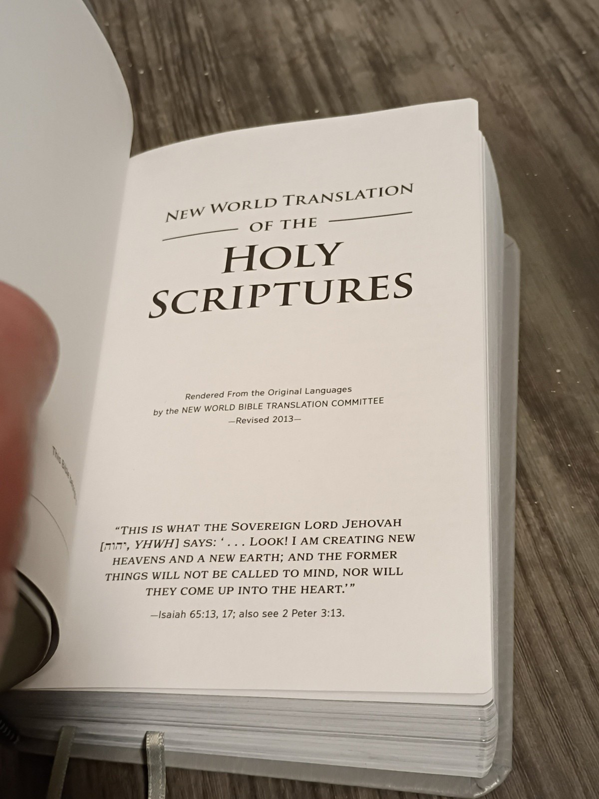 New World Translation Of The Holy Scriptures. 2018 Grey Faux Leather Bound Bible