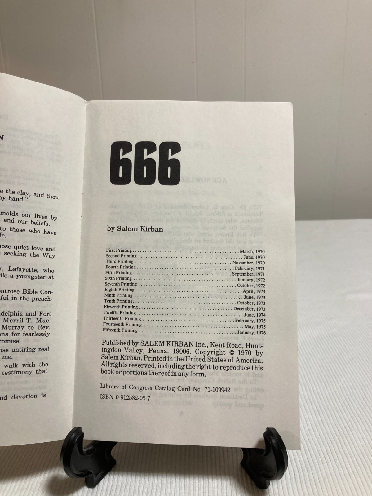666 by Salem Kirban (PB, 1976, VG)