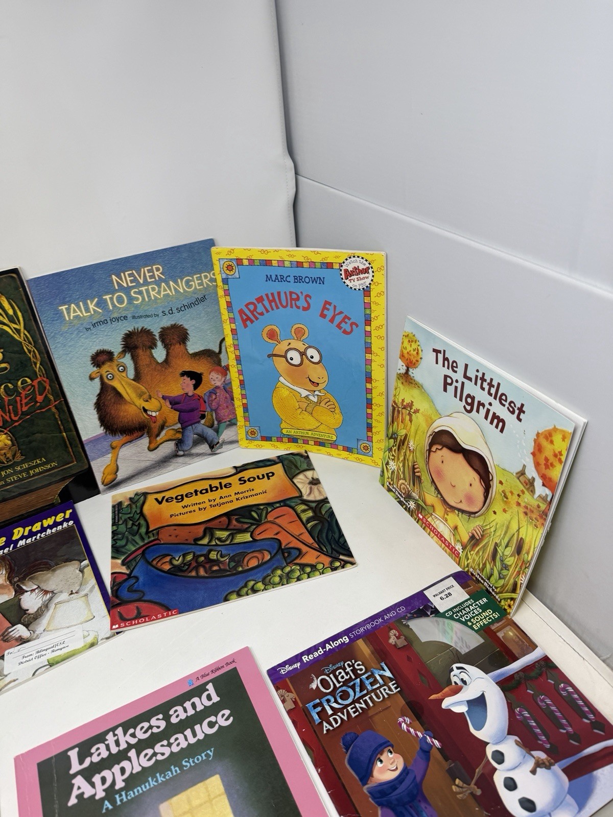 Children’s Scholastic Picture Books Kids Paperback Storybook Storytime Lot of 12