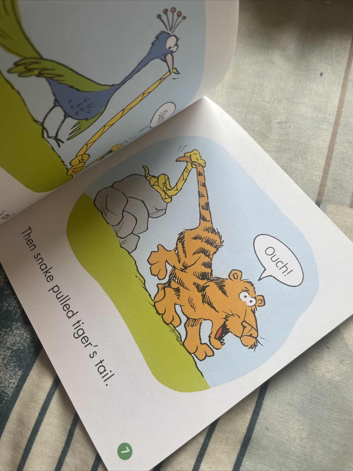FIRST LITTLE READERS, LIZ CHARLESWORTH, TAIL TALE, 14 by 14CM