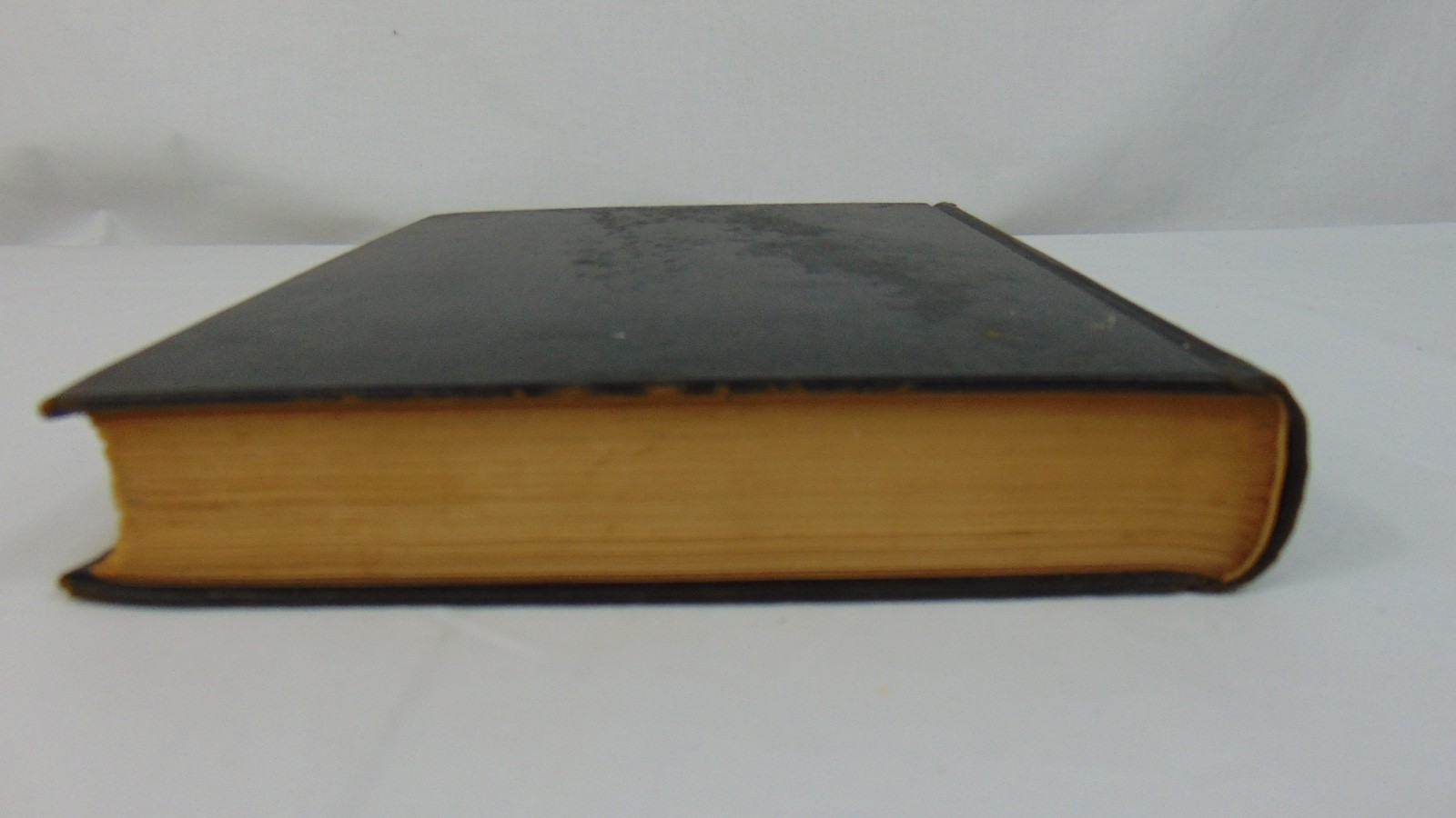 The Mysterious Island Jules Verne Book, Scribner’s, 1918 / 30 Hard cover Book