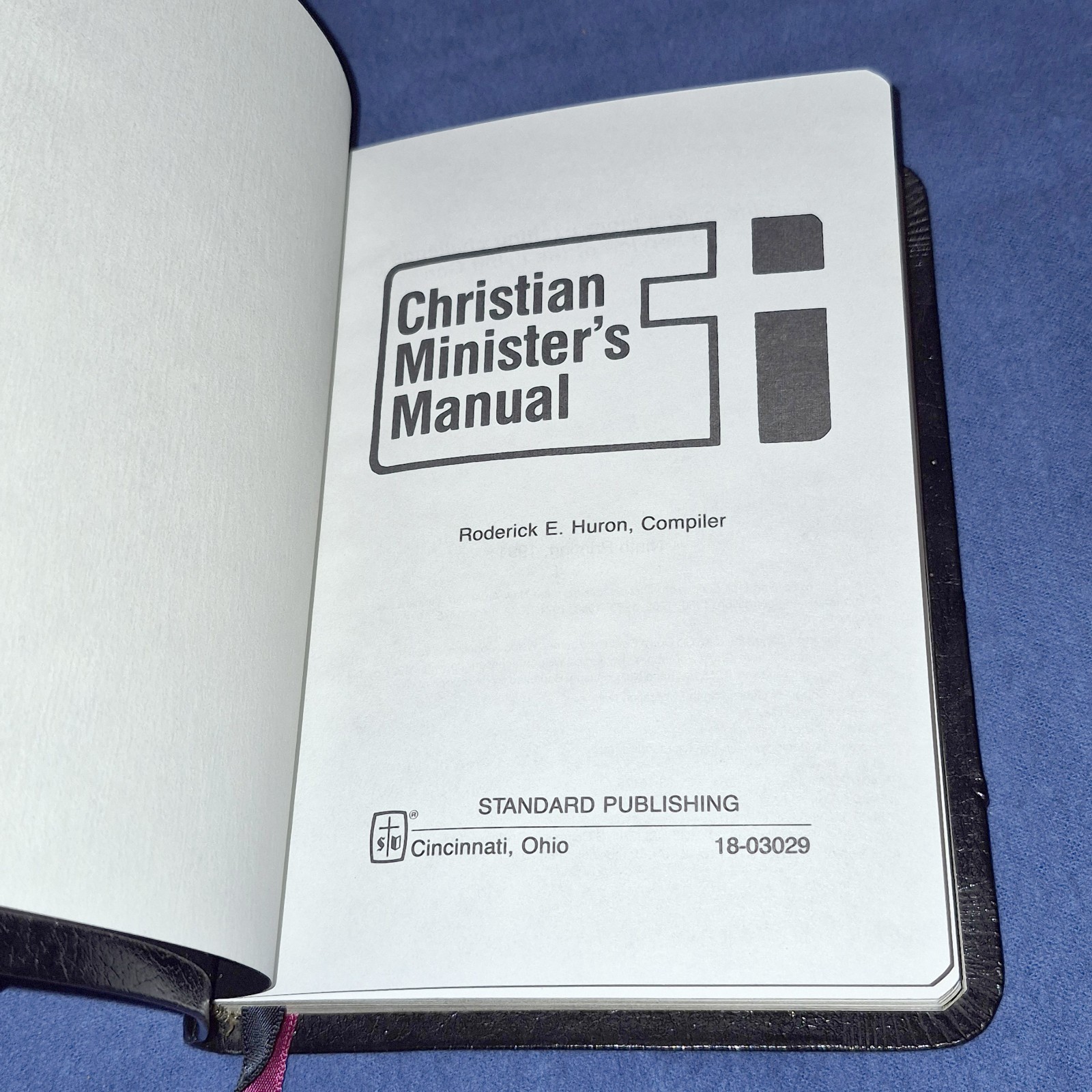 Christian Minister’s Manual Roderick E Huron, Black Imitation Leather 1984 1991
