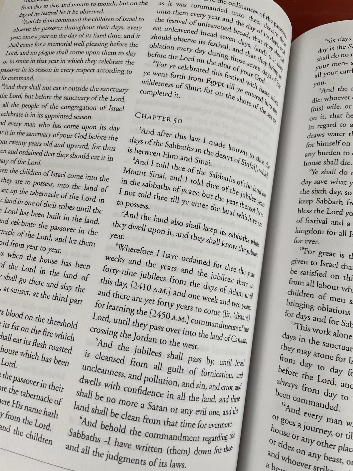 The Researchers Library of Ancient Texts, Volume 1: The Apocrypha Paperback 2011