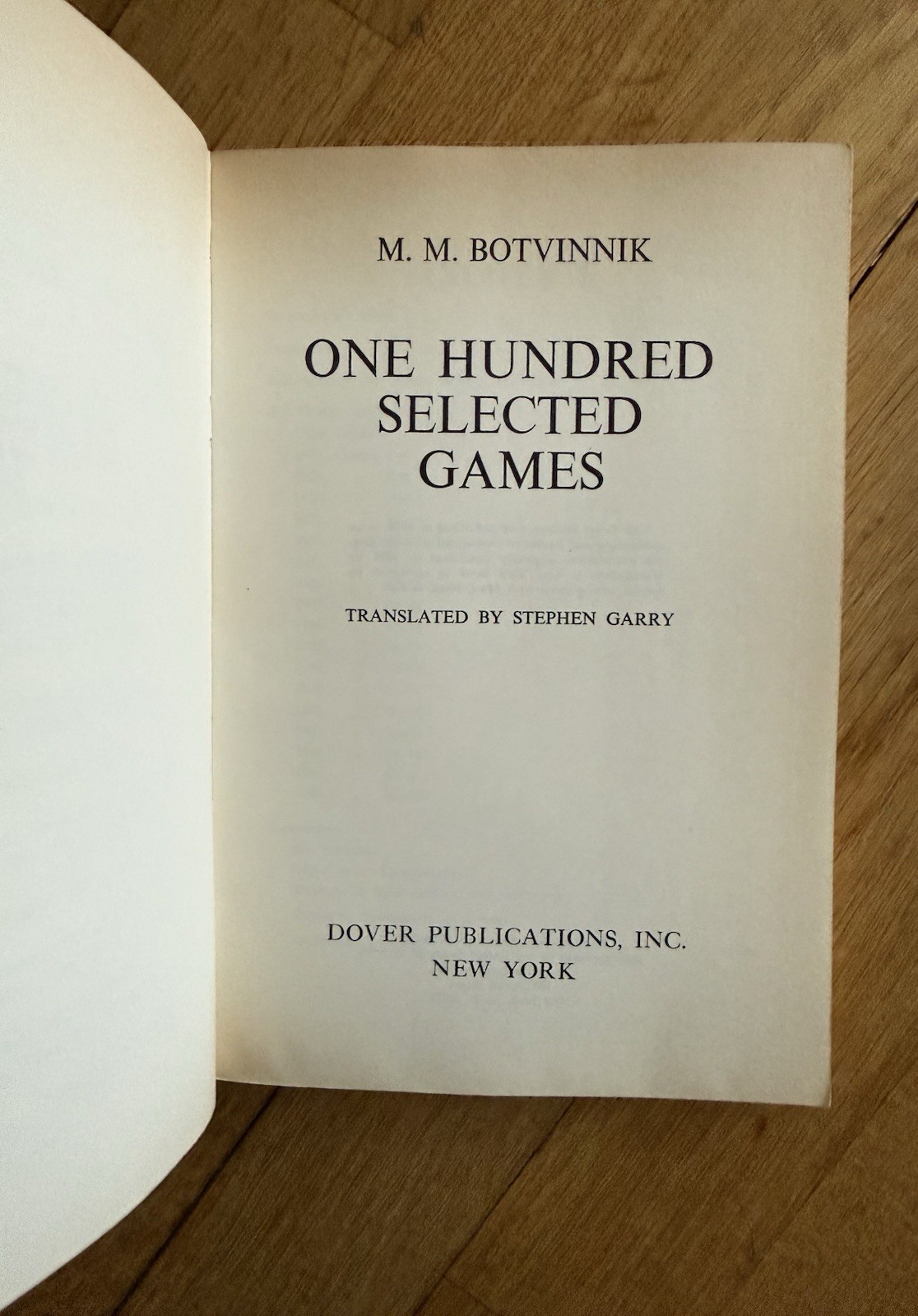 10 Chess Books: for Authors, Titles,, and Condition please see Description.