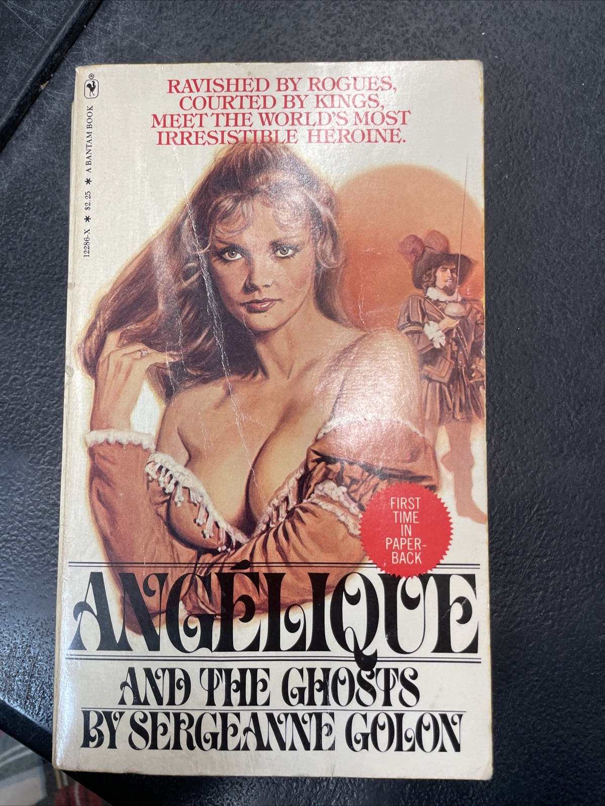 Angelique And The Ghosts Sergeanne Golon Mmp