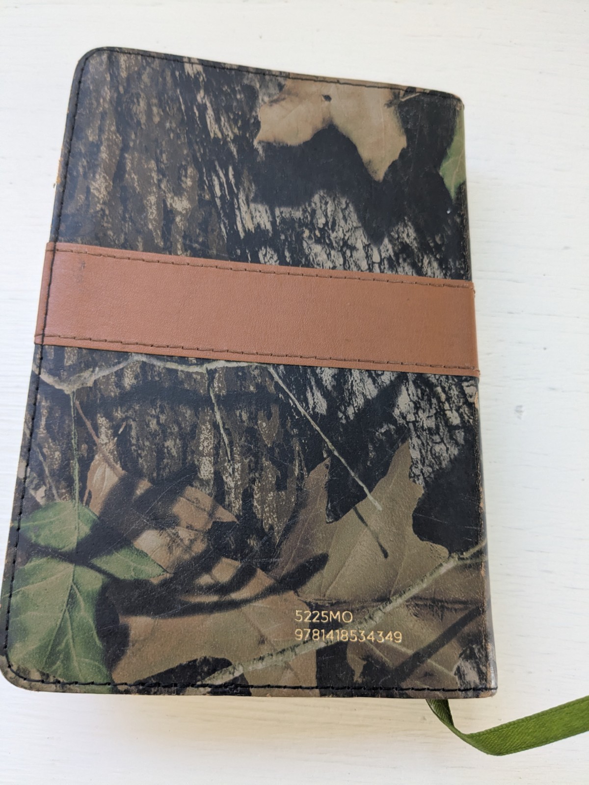 NKJV Compact Mossy Oak Camo Outdoors Bible LeatherSoft 1990