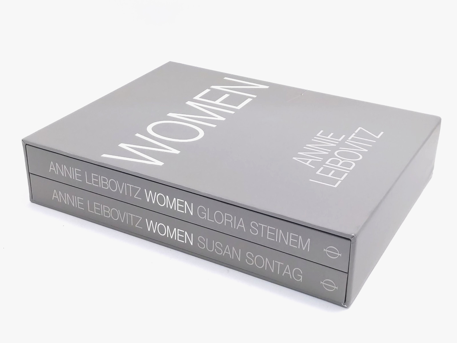 Annie Leibovitz: Women 2025 SIGNED Box Set – Hardcover
