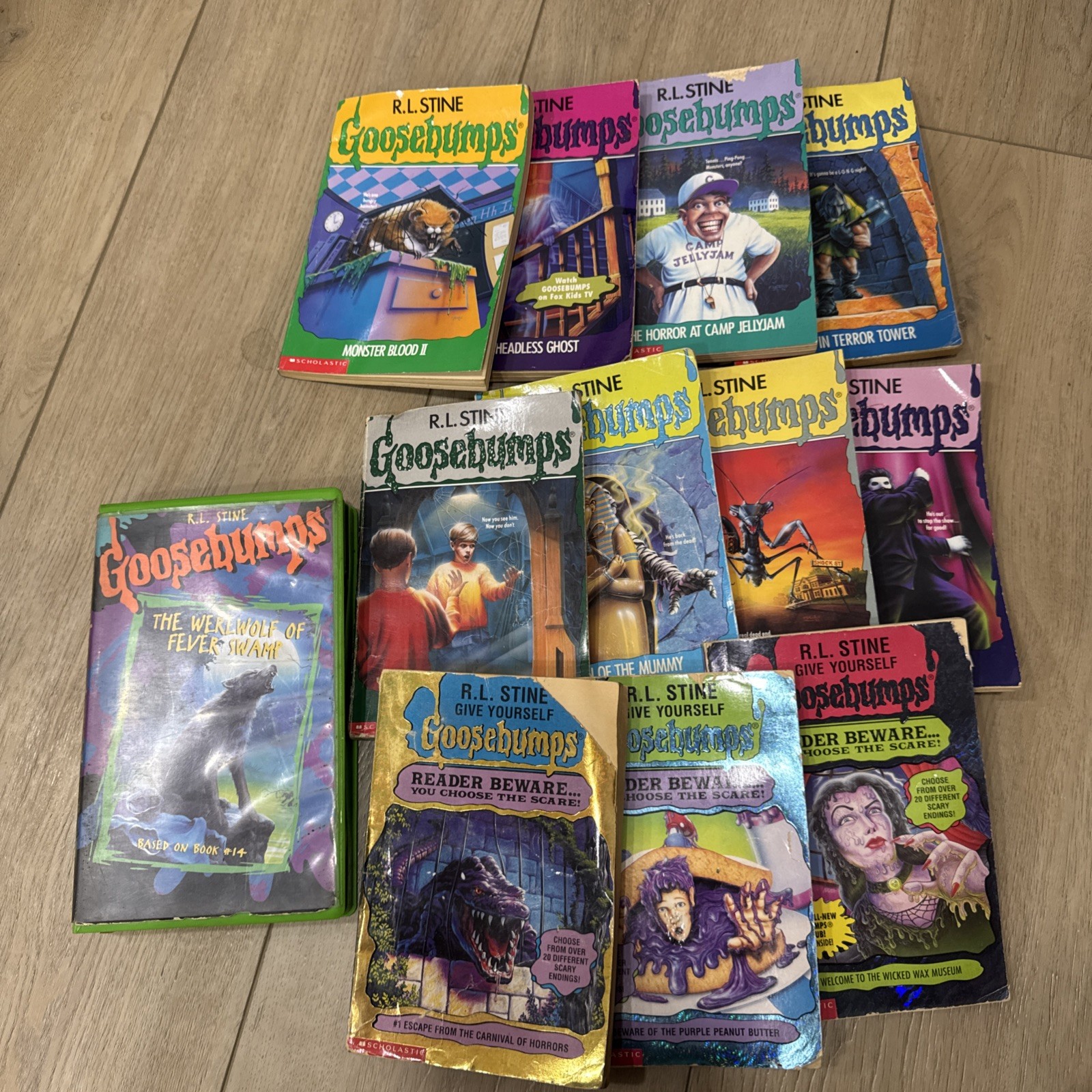 Instant Library Lot of Goosebumps Books & VHS RL Stine 1st edition vintage 90s