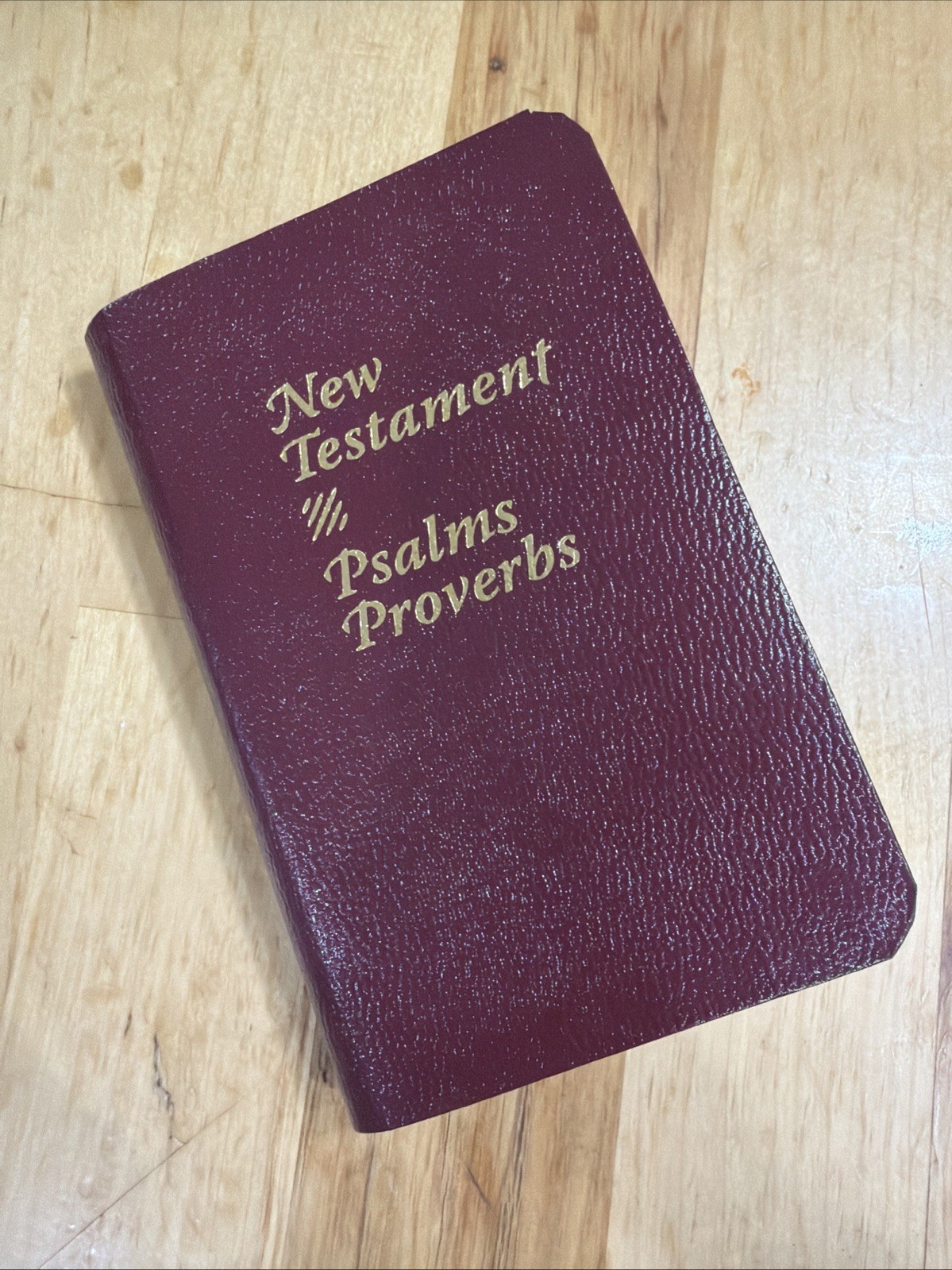 NEW Vintage Pocket Bible New Testament Psalms Proverbs KJV Burgundy