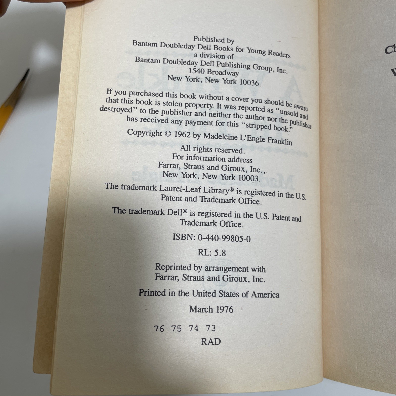 VTG Wrinkle in Time paperback by Madeleine L’Engle 1976